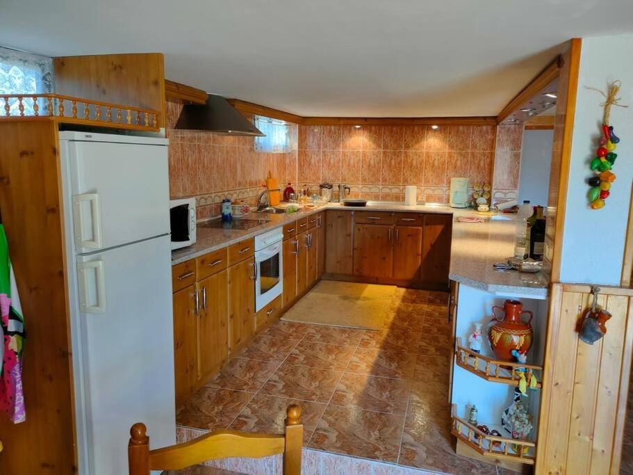 Vivienda De Uso Turistico En Entorno Maravilloso Huerta Del Rey Dış mekan fotoğraf